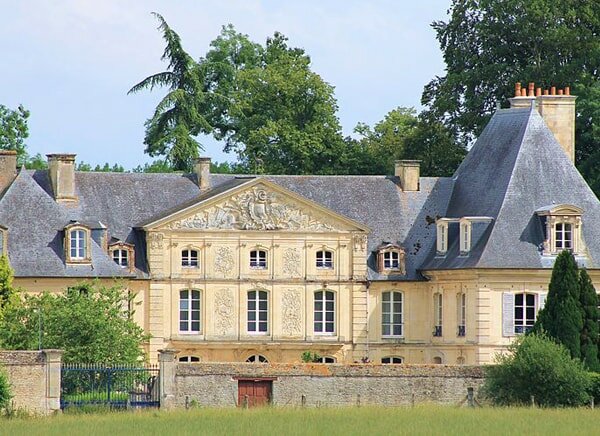 CHÂTEAU DE CESNY-EN-VIGNES